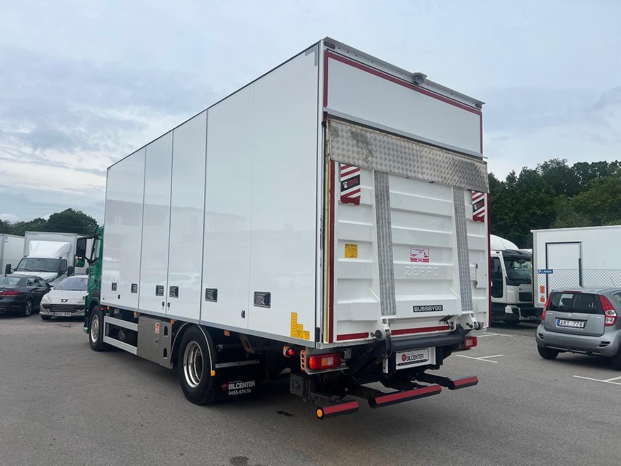 Volvo FM 330 4x2 Skåpbil, Bussbygg Öppningsbarsida, Euro 6 2018 - Skåp