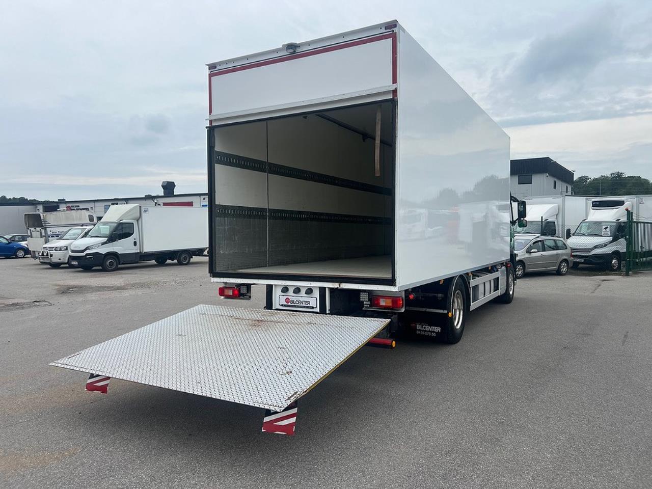 Volvo FM 330 4x2 Skåpbil, Bussbygg Öppningsbarsida, Euro 6 2018 - Skåp