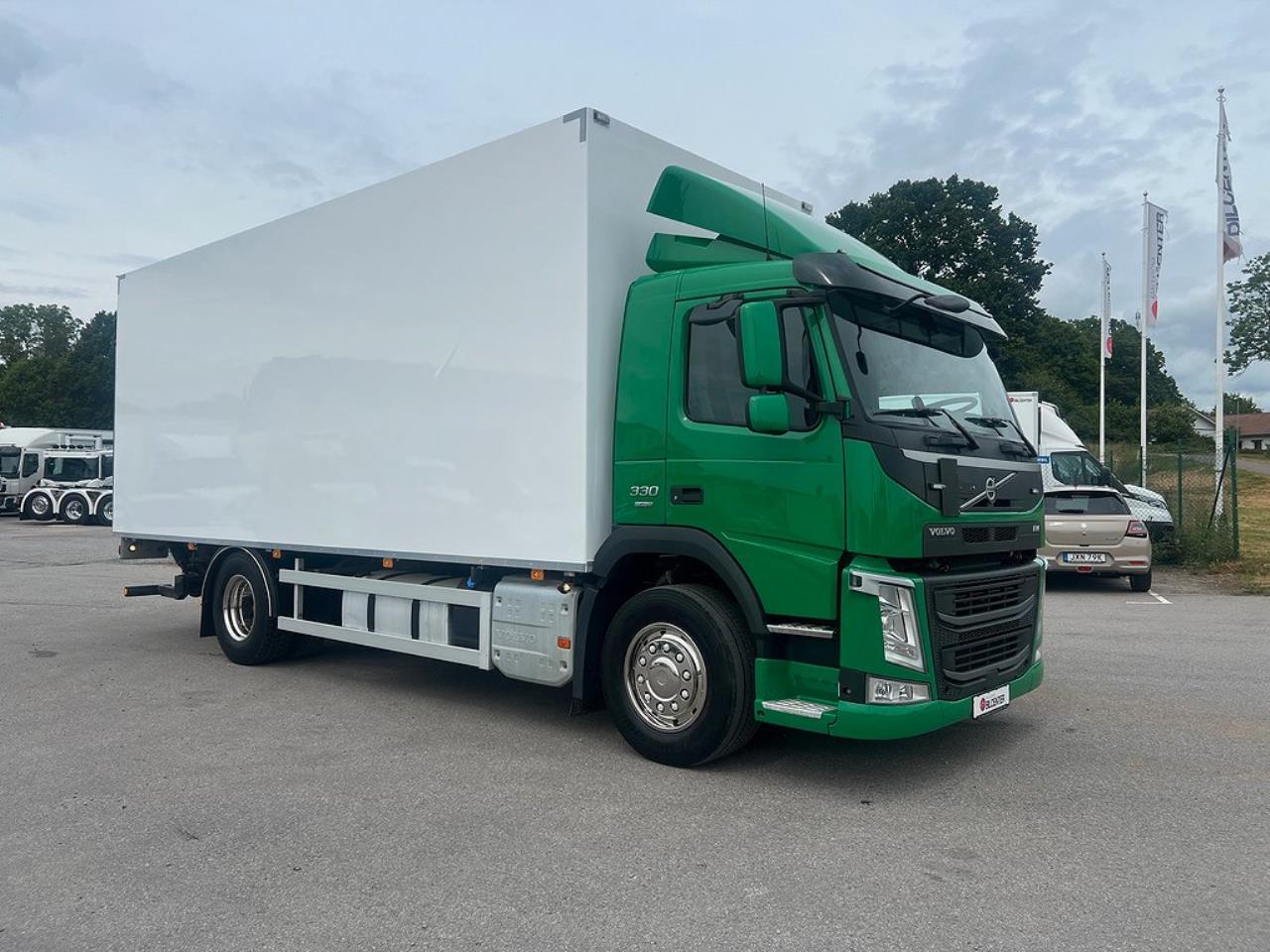 Volvo FM 330 4x2 Skåpbil, Bussbygg Öppningsbarsida, Euro 6 2018 - Skåp