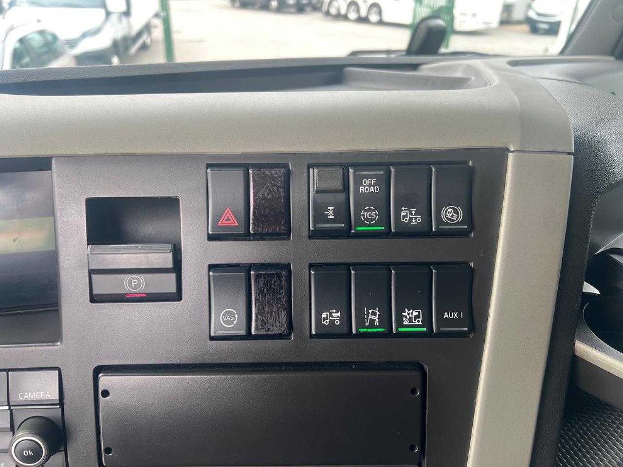 Volvo FM 330 4x2 Skåpbil, Bussbygg Öppningsbarsida, Euro 6 2018 - Skåp