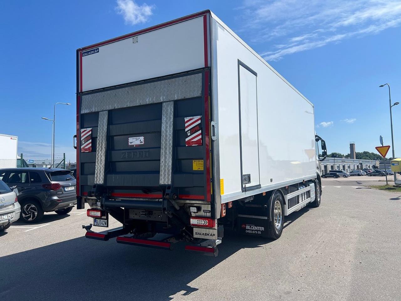 Volvo FM 330 4x2 Skåpbil Skåpsvärmare Euro 6 2021 - Skåp