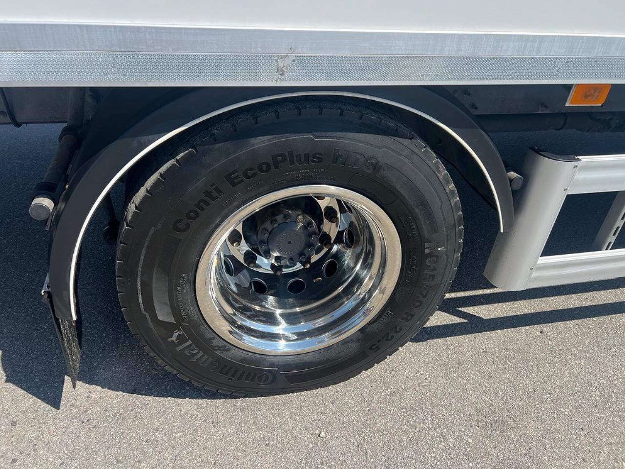 Volvo FM 330 4x2 Skåpbil Skåpsvärmare Euro 6 2021 - Skåp