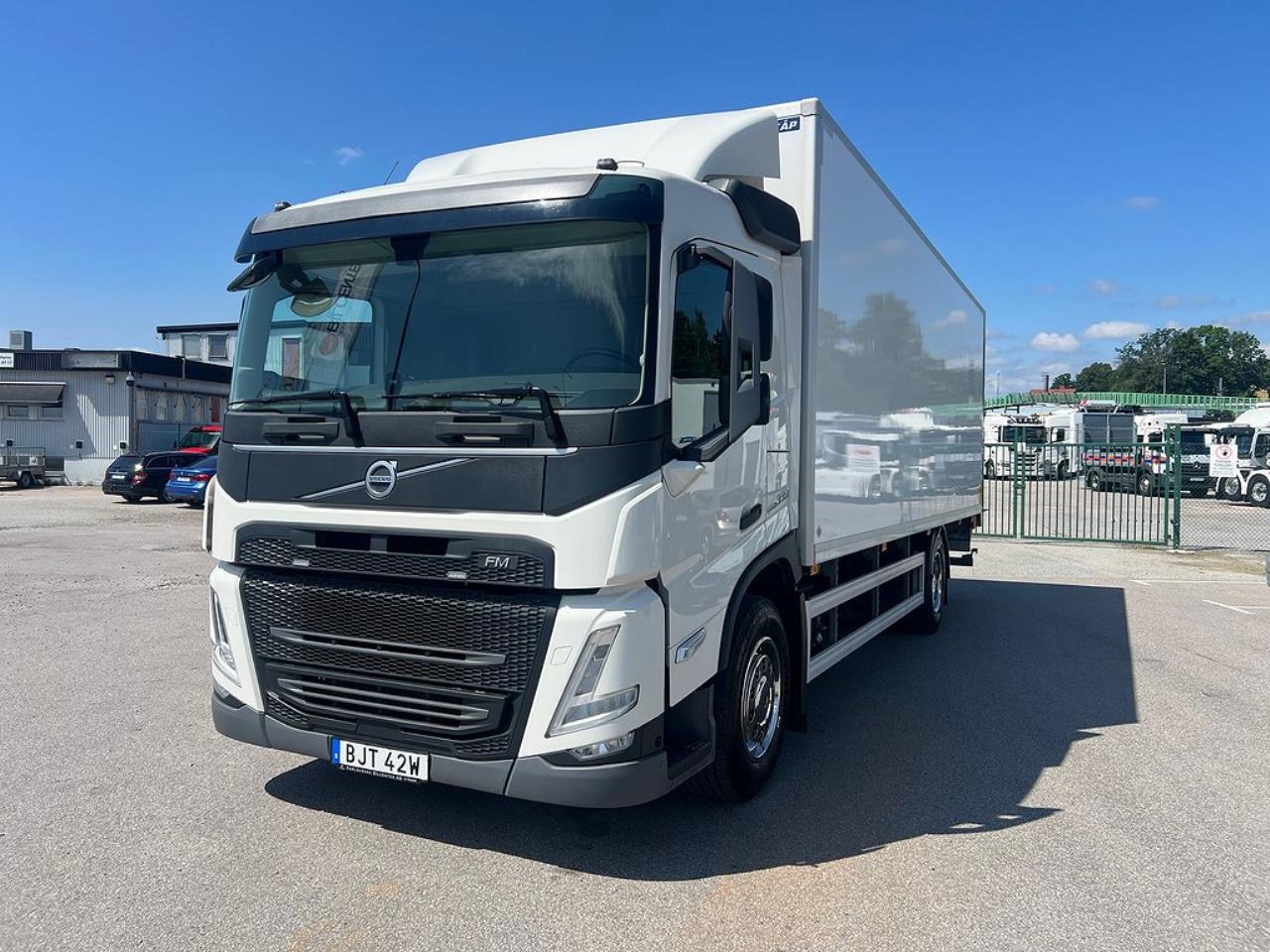 Volvo FM 330 4x2 Skåpbil Skåpsvärmare Euro 6 2021 - Skåp