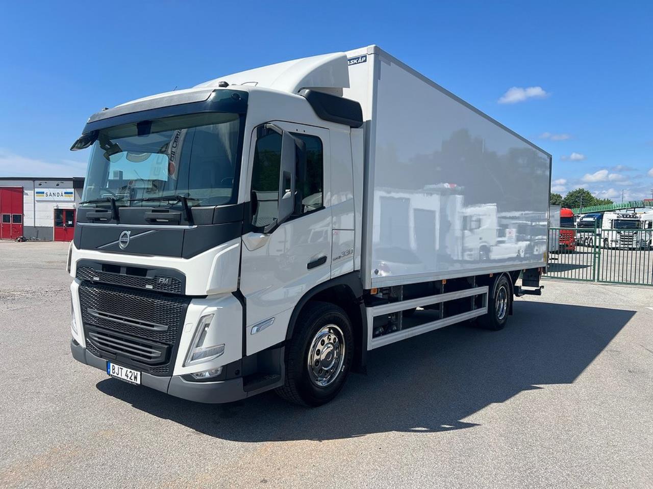 Volvo FM 330 4x2 Skåpbil Skåpsvärmare Euro 6 2021 - Skåp
