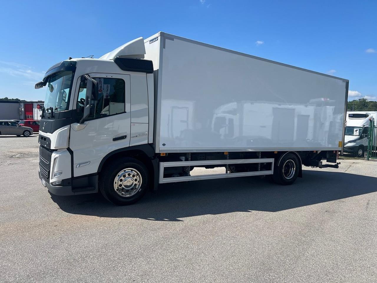 Volvo FM 330 4x2 Skåpbil Skåpsvärmare Euro 6 2021 - Skåp