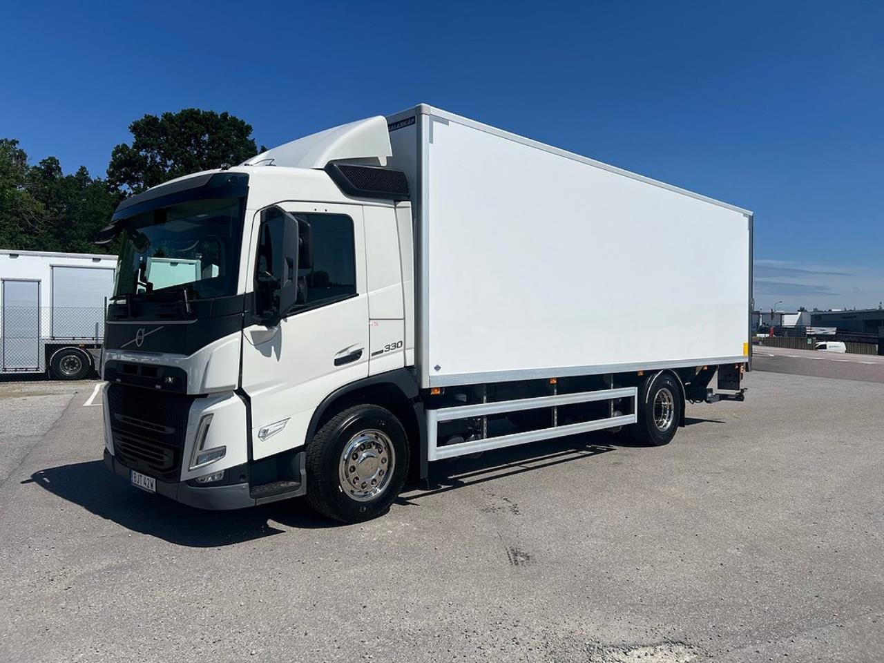 Volvo FM 330 4x2 Skåpbil Skåpsvärmare Euro 6 2021 - Skåp