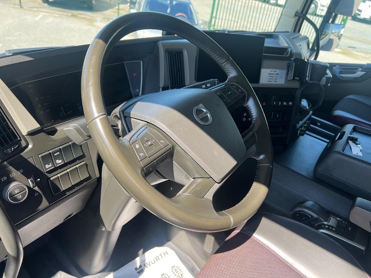 Volvo FM 330 4x2 Skåpbil Skåpsvärmare Euro 6 2021 - Skåp