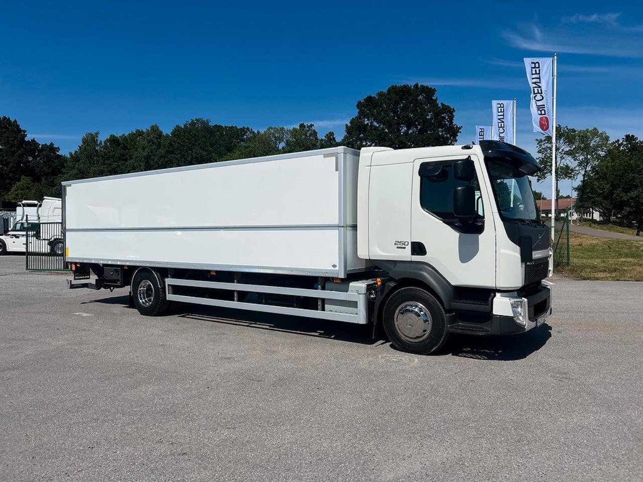 Volvo FL250 Skåpbil Höj/Sänkbart tak, 18 Pallars 2018 - Övrigt