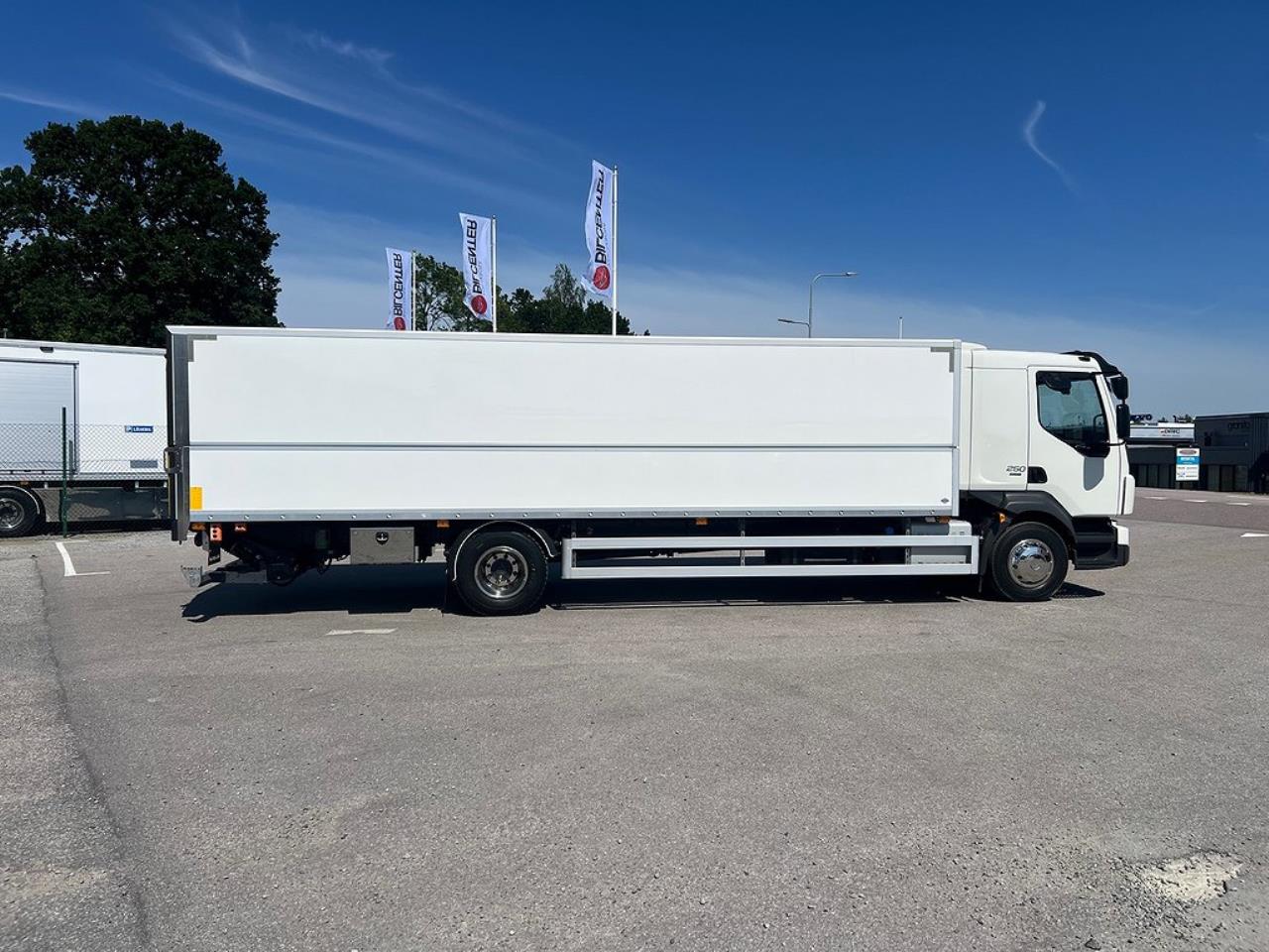 Volvo FL250 Skåpbil Höj/Sänkbart tak, 18 Pallars 2018 - Övrigt