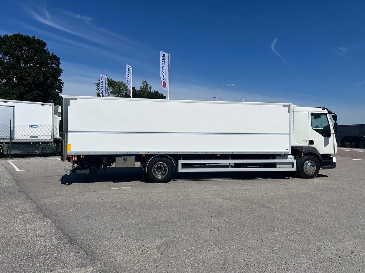 Volvo FL250 Skåpbil Höj/Sänkbart tak, 18 Pallars 2018 - Övrigt