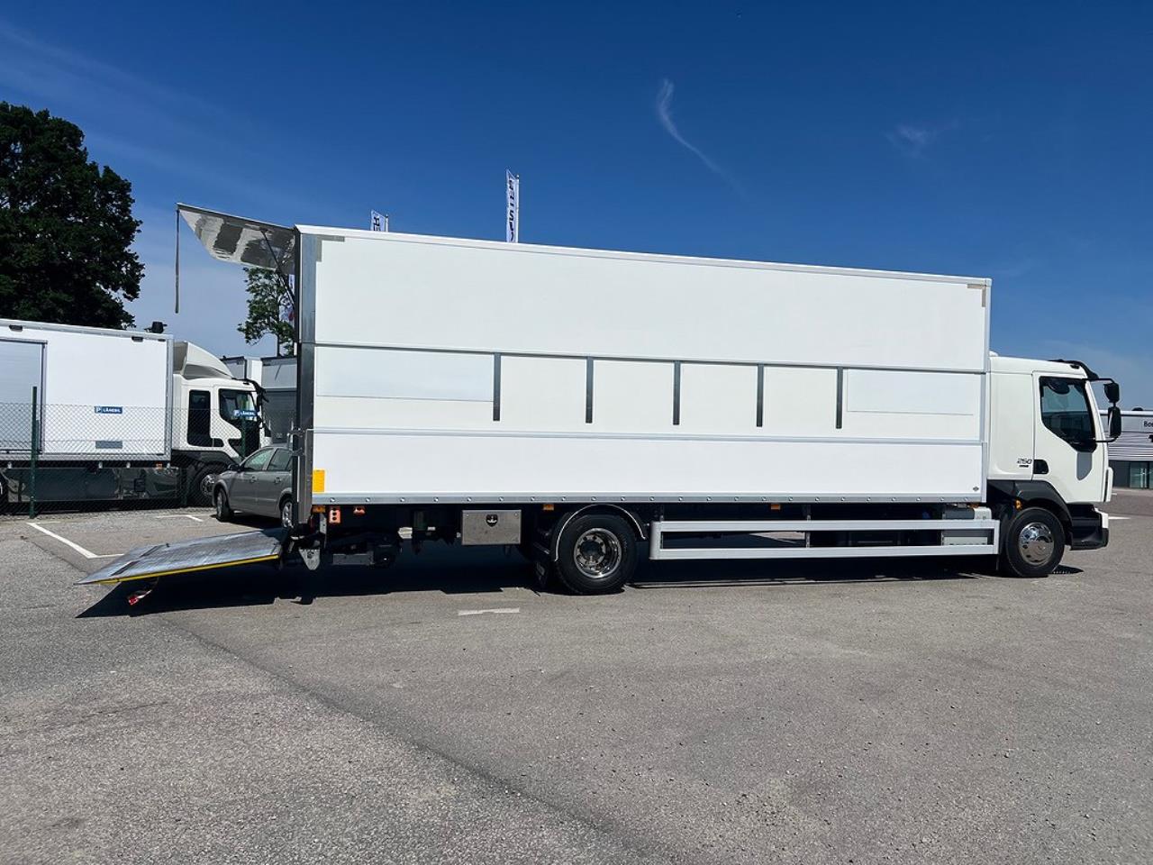 Volvo FL250 Skåpbil Höj/Sänkbart tak, 18 Pallars 2018 - Övrigt