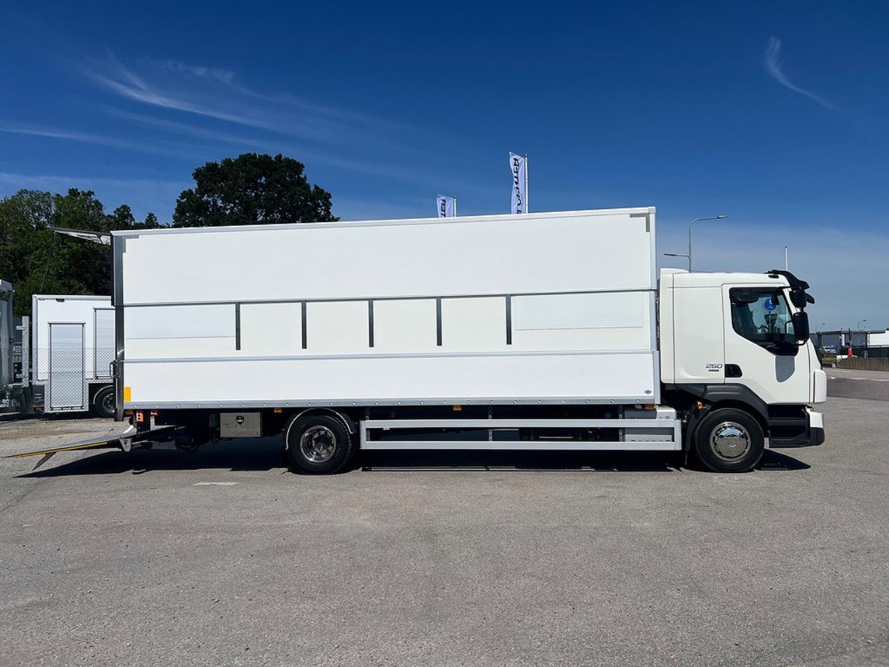 Volvo FL250 Skåpbil Höj/Sänkbart tak, 18 Pallars 2018 - Övrigt
