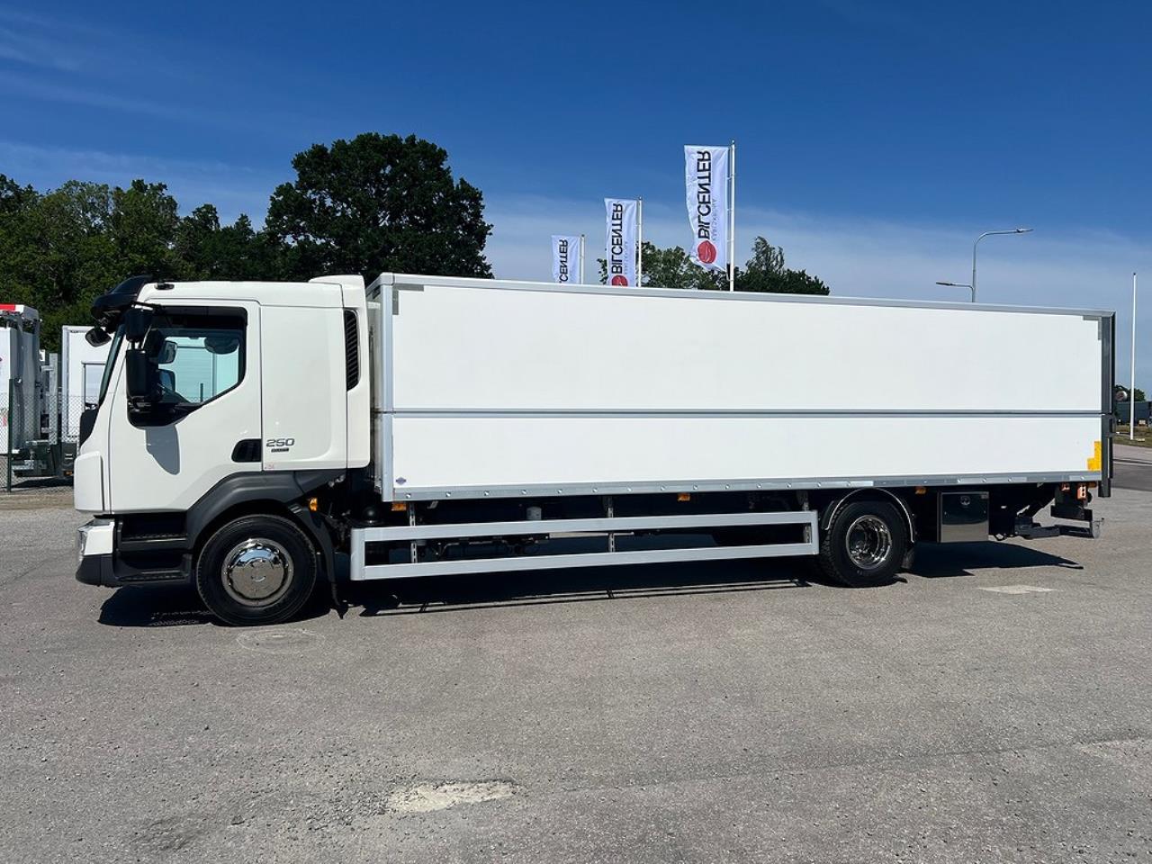 Volvo FL250 Skåpbil Höj/Sänkbart tak, 18 Pallars 2018 - Övrigt