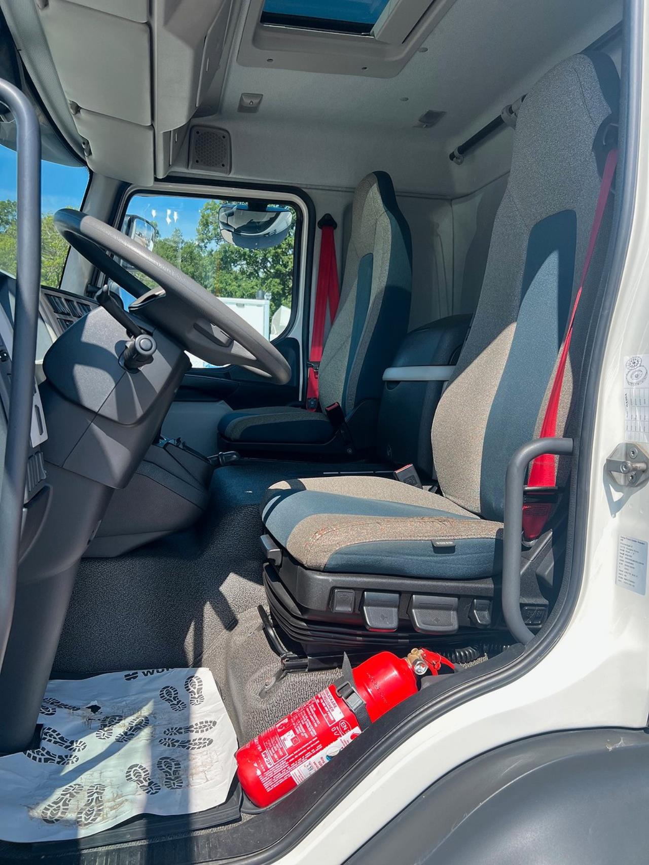 Volvo FL250 Skåpbil Höj/Sänkbart tak, 18 Pallars 2018 - Övrigt