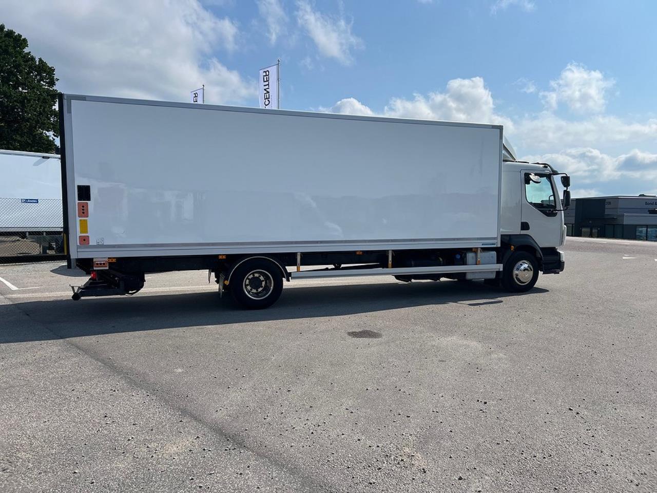 Volvo FL 210 4x2 Värmare i skåp, *4500 Mil*  Euro 6 2021 - Skåp