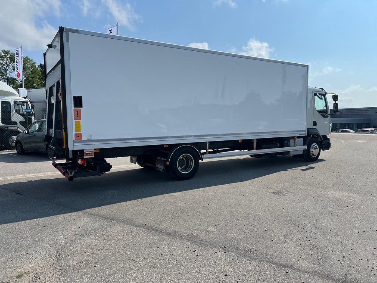 Volvo FL 210 4x2 Värmare i skåp, *4500 Mil*  Euro 6 2021 - Skåp