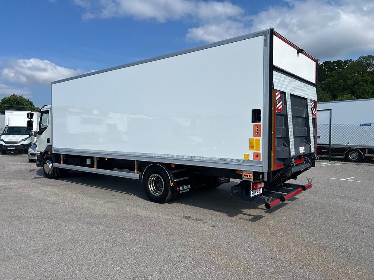 Volvo FL 210 4x2 Värmare i skåp, *4500 Mil*  Euro 6 2021 - Skåp