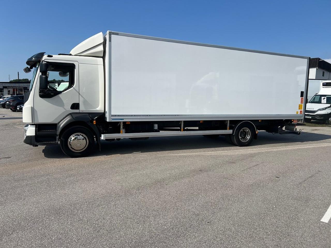Volvo FL 210 4x2 Värmare i skåp, *4500 Mil*  Euro 6 2021 - Skåp