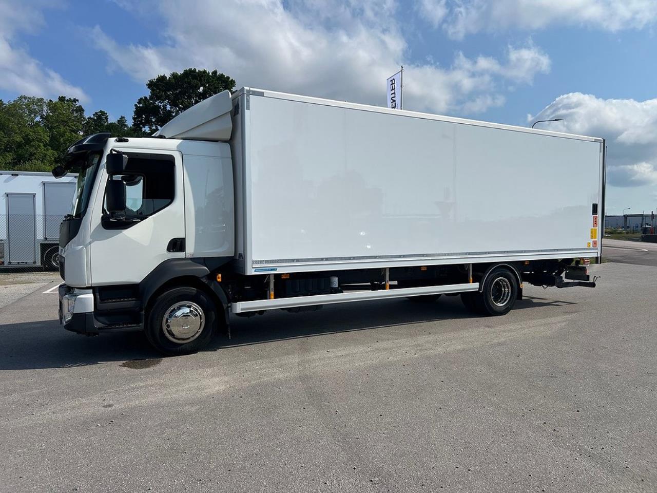 Volvo FL 210 4x2 Värmare i skåp, *4500 Mil*  Euro 6 2021 - Skåp