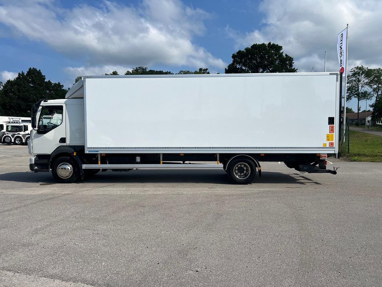 Volvo FL 210 4x2 Värmare i skåp, *4500 Mil*  Euro 6 2021 - Skåp
