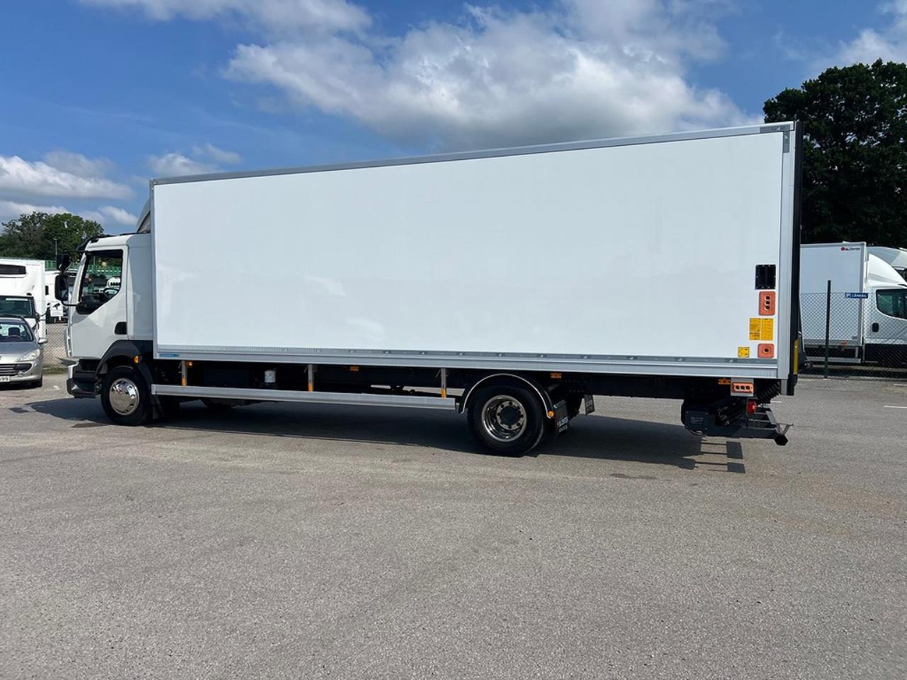 Volvo FL 210 4x2 Värmare i skåp, *4500 Mil*  Euro 6 2021 - Skåp
