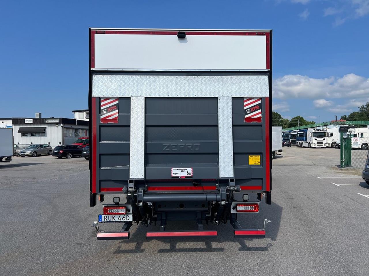 Volvo FL 210 4x2 Värmare i skåp, *4500 Mil*  Euro 6 2021 - Skåp