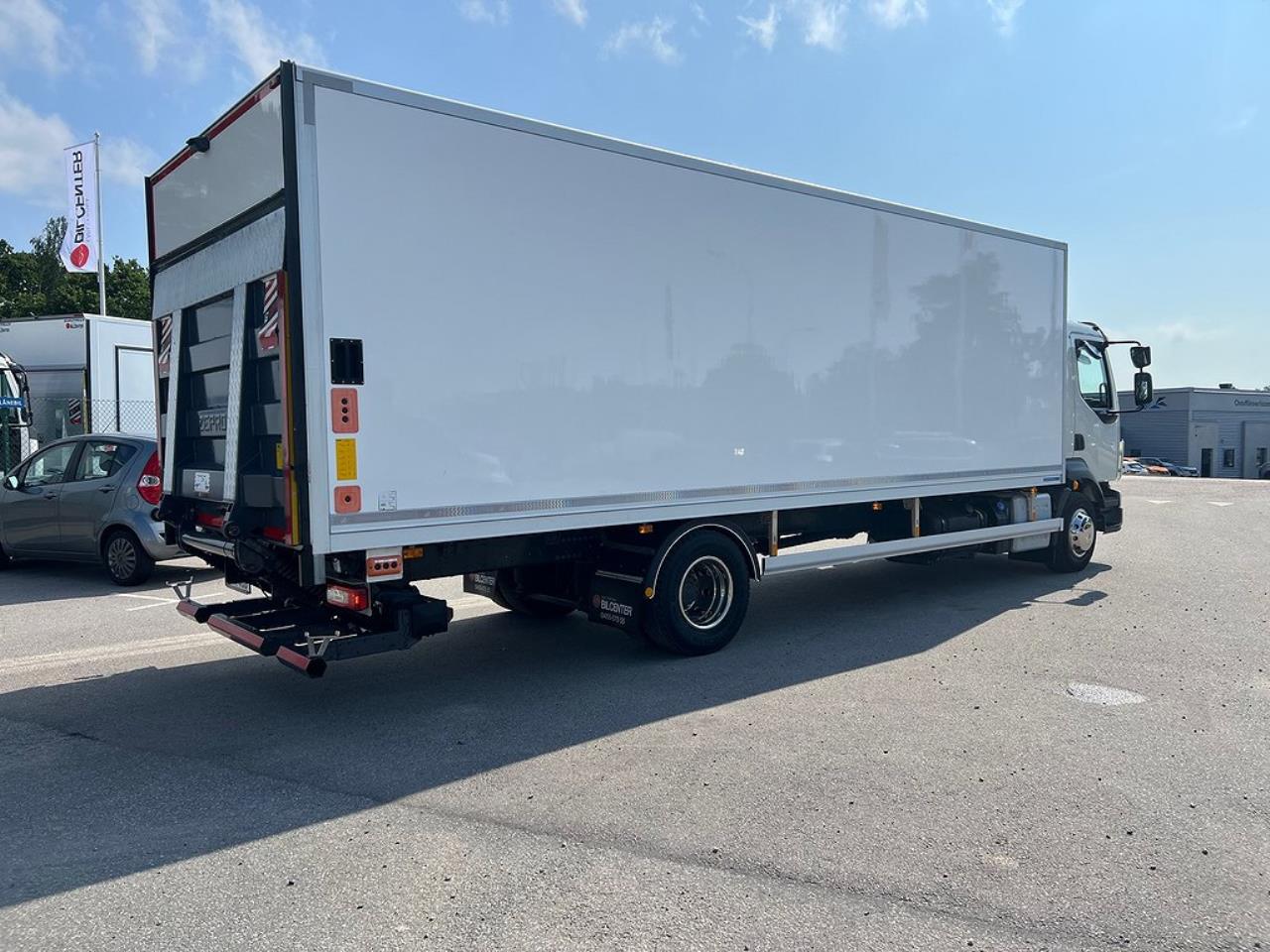 Volvo FL 210 4x2 Värmare i skåp, *4500 Mil*  Euro 6 2021 - Skåp