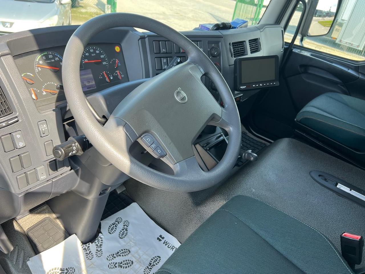 Volvo FL 210 4x2 Värmare i skåp, *4500 Mil*  Euro 6 2021 - Skåp