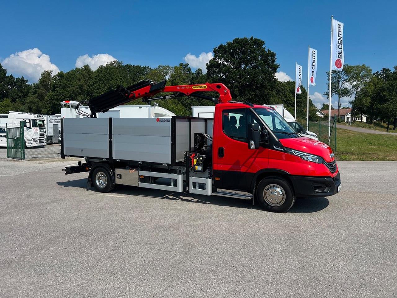 Iveco Daily 72C18 Tippbil / Kranbil Palfinger Kran & Skopa 2024 - Övrigt