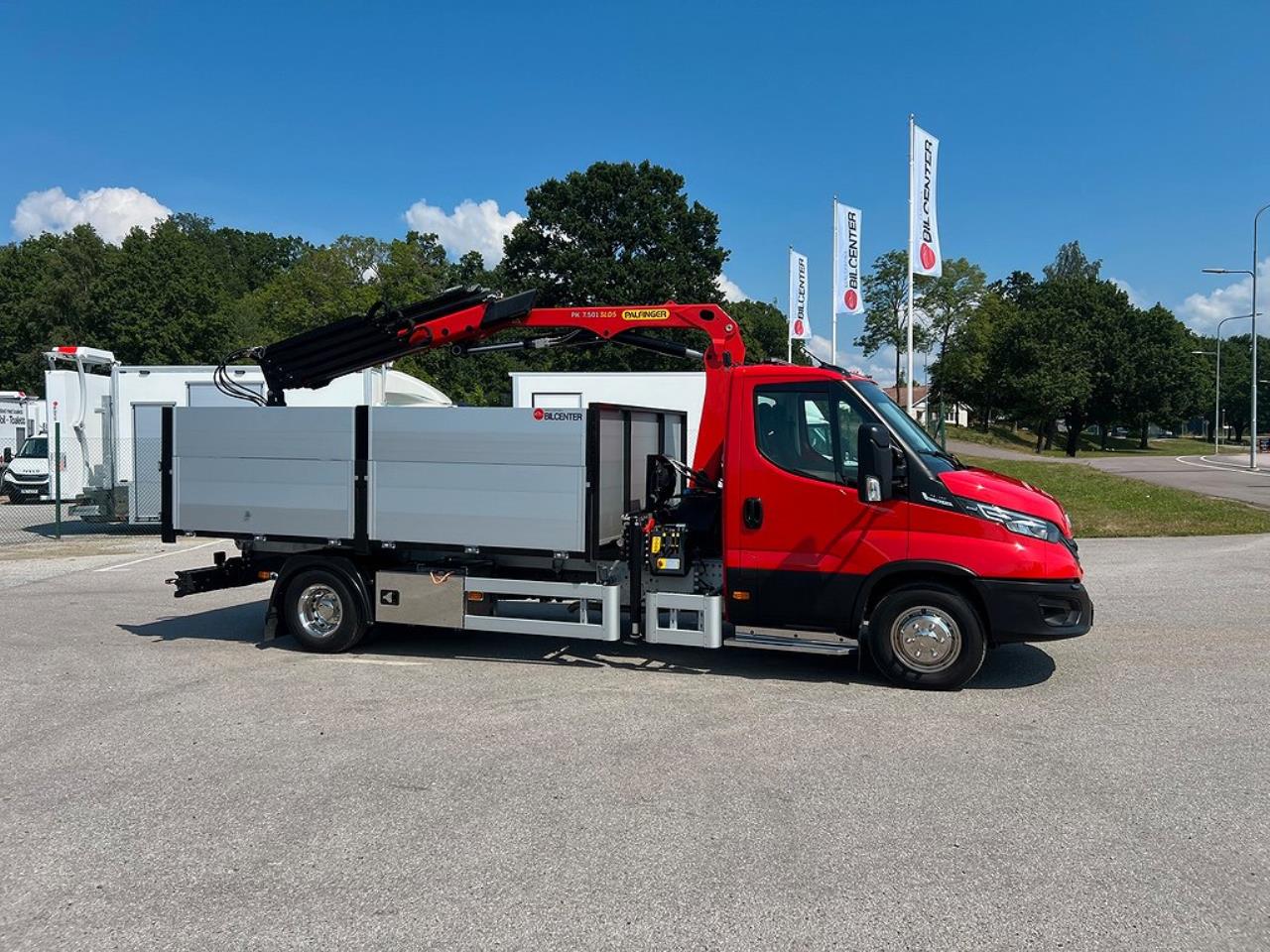 Iveco Daily 72C18 Tippbil / Kranbil Palfinger Kran & Skopa 2024 - Övrigt