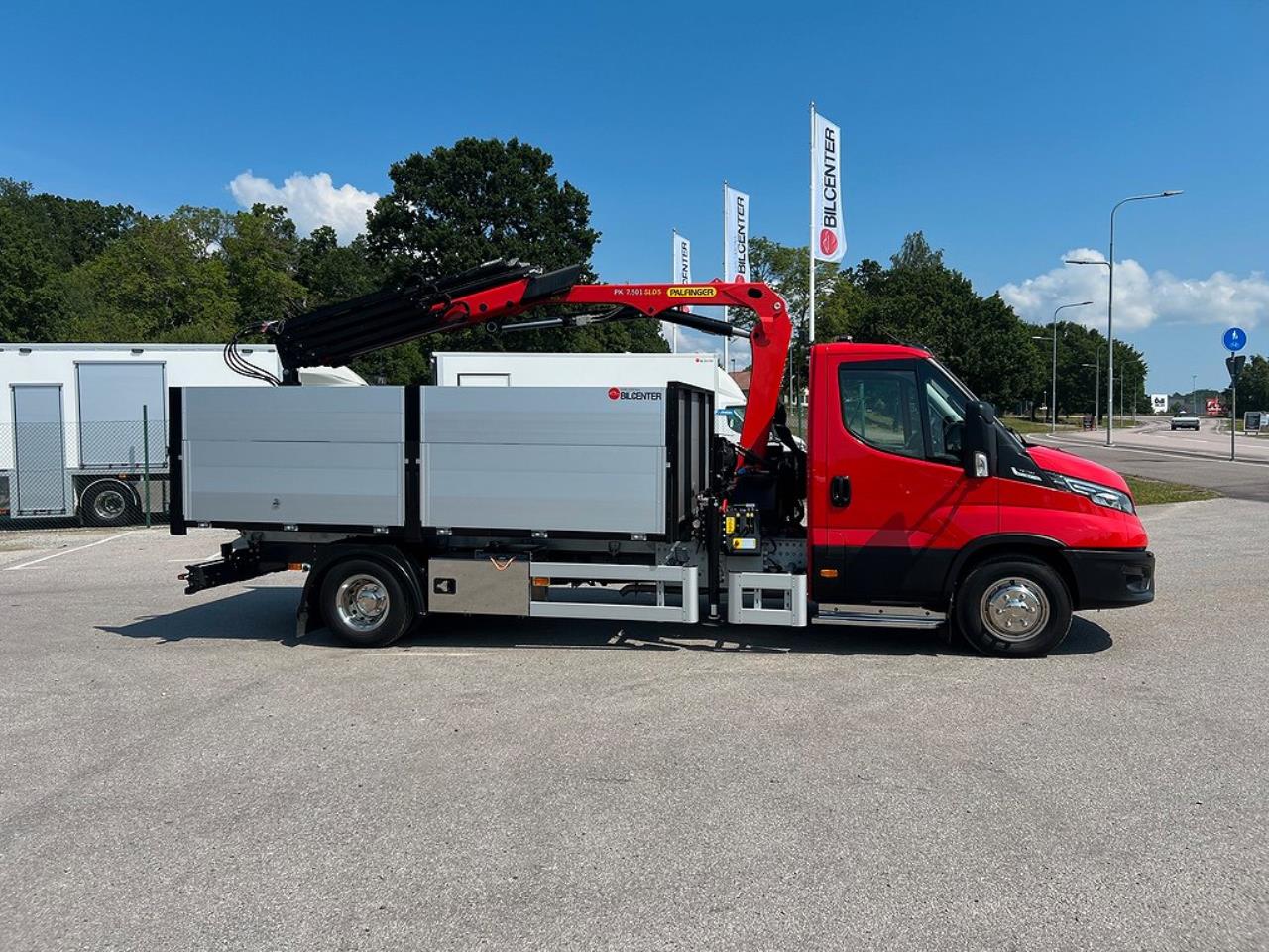 Iveco Daily 72C18 Tippbil / Kranbil Palfinger Kran & Skopa 2024 - Övrigt