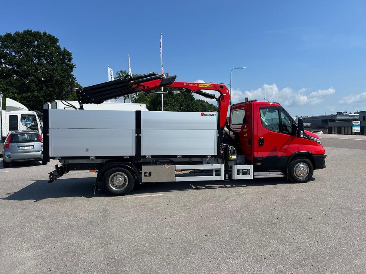 Iveco Daily 72C18 Tippbil / Kranbil Palfinger Kran & Skopa 2024 - Övrigt