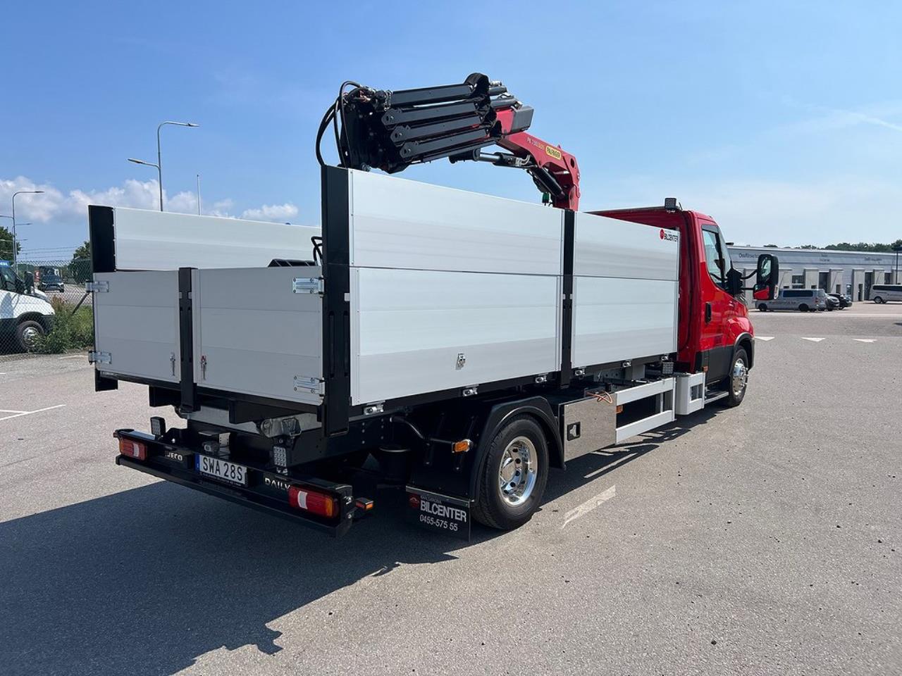 Iveco Daily 72C18 Tippbil / Kranbil Palfinger Kran & Skopa 2024 - Övrigt