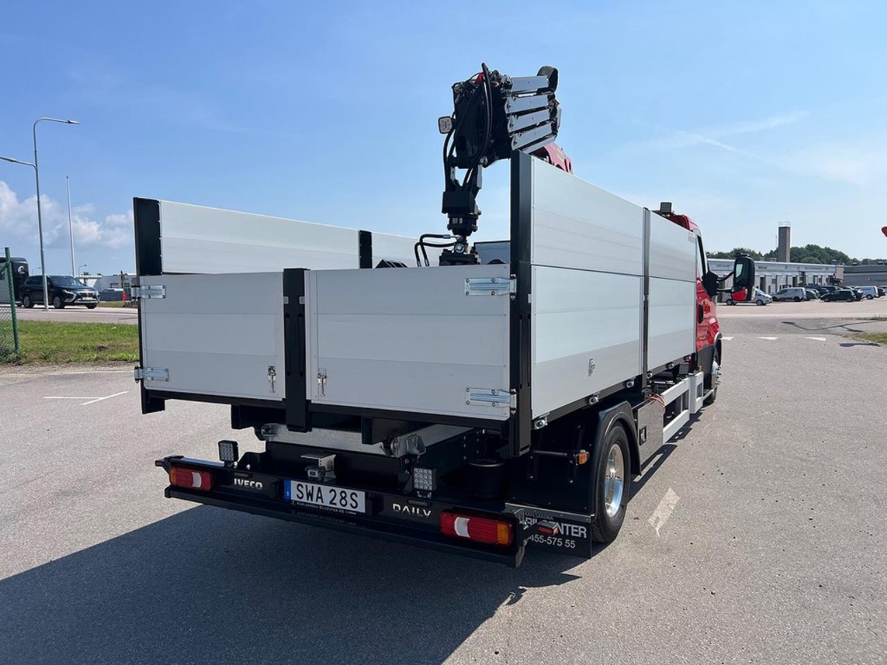 Iveco Daily 72C18 Tippbil / Kranbil Palfinger Kran & Skopa 2024 - Övrigt
