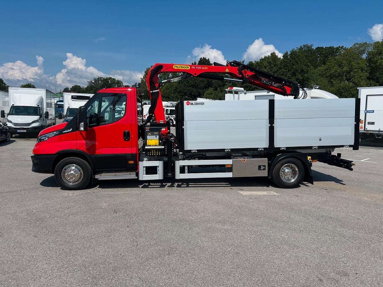 Iveco Daily 72C18 Tippbil / Kranbil Palfinger Kran & Skopa 2024 - Övrigt