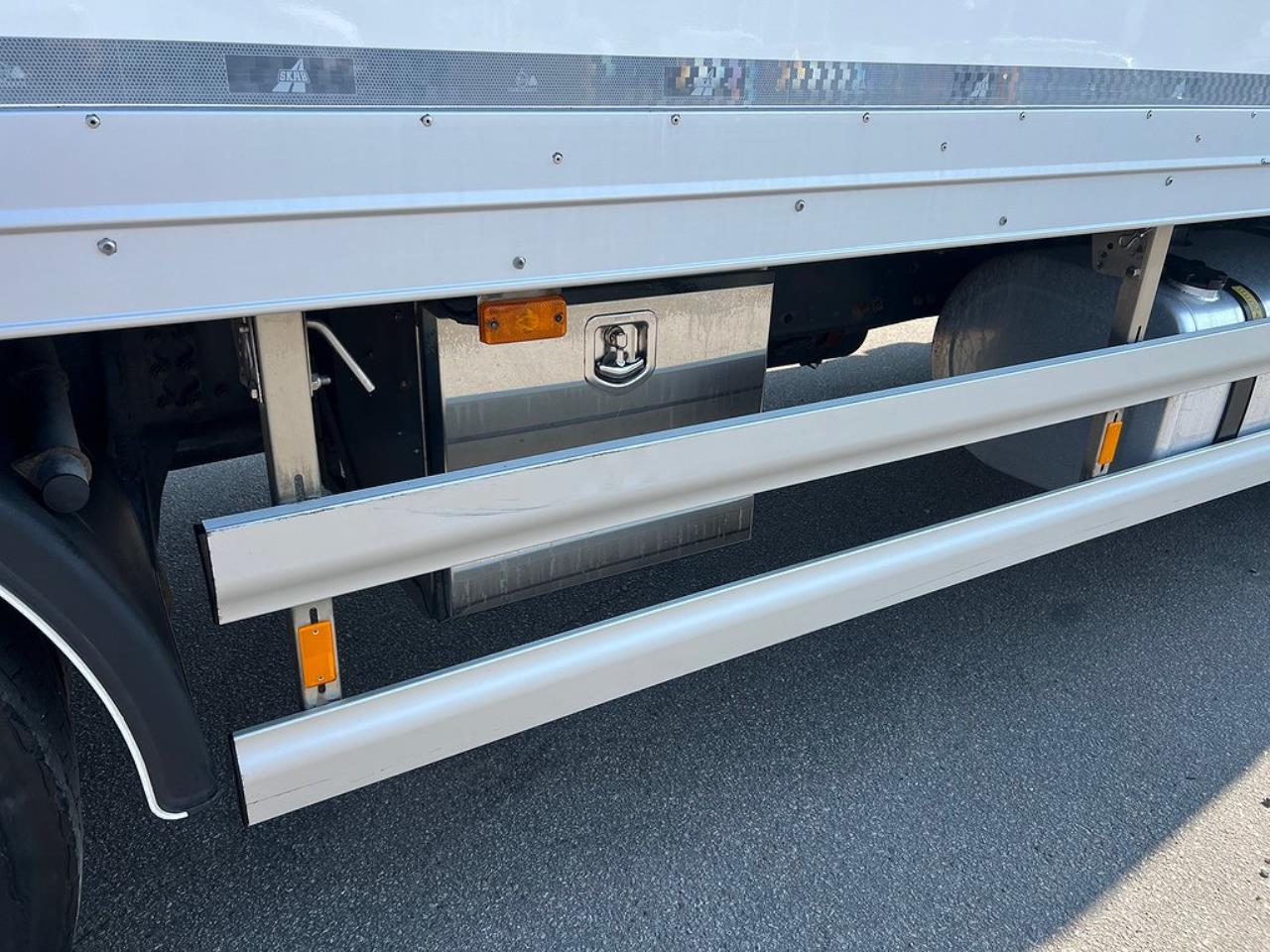 Volvo FE 280 4x2 Skåpbil Höj/Sänkbart tak, Euro 6 2019 - Skåp