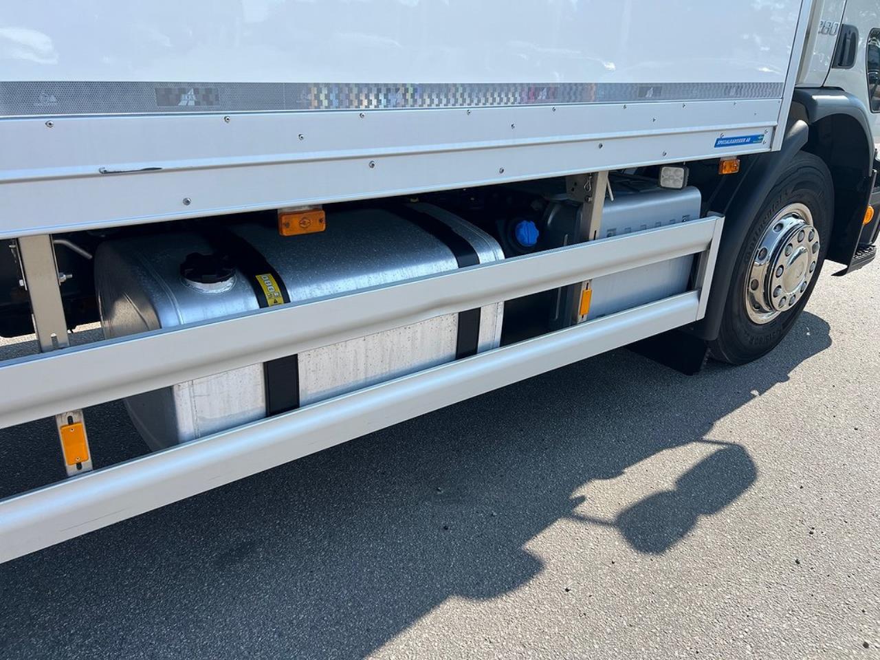 Volvo FE 280 4x2 Skåpbil Höj/Sänkbart tak, Euro 6 2019 - Skåp