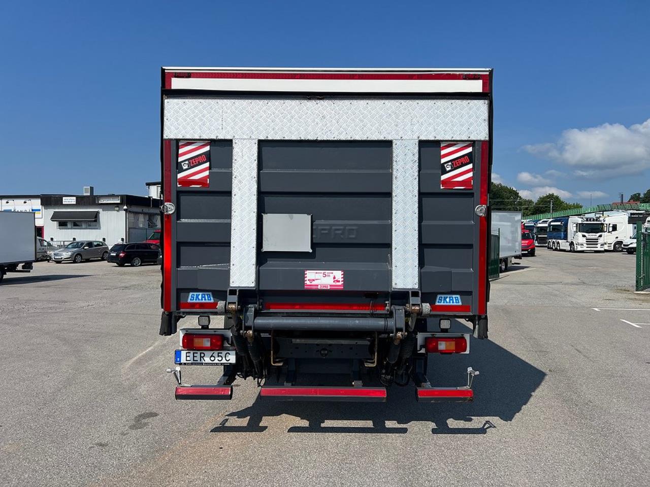 Volvo FE 280 4x2 Skåpbil Höj/Sänkbart tak, Euro 6 2019 - Skåp