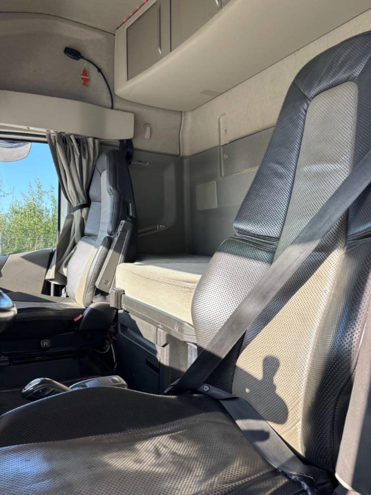 Volvo Volvo FH13 500 I-save Skåpbil 2020 - Skåp