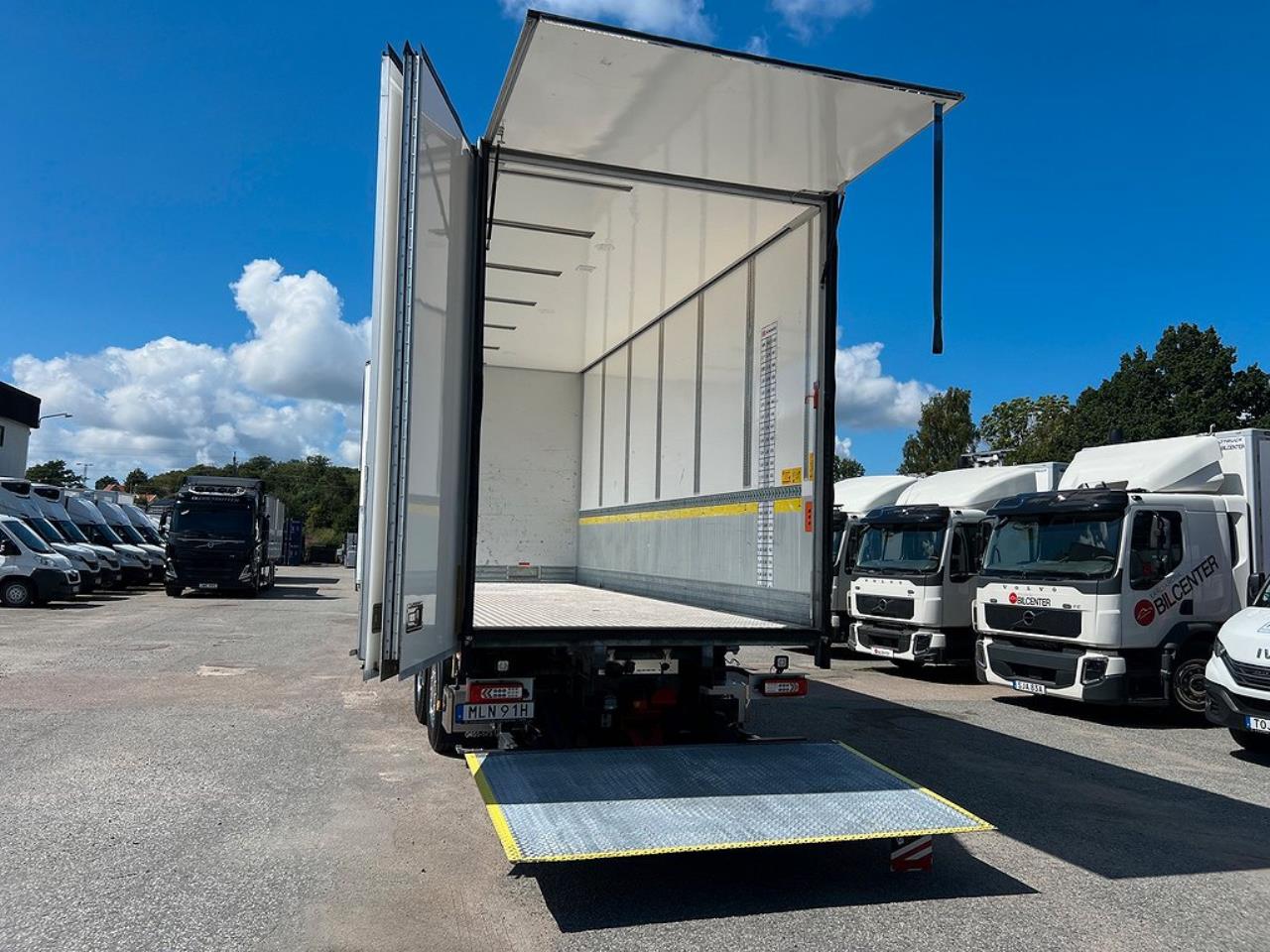 Volvo FH13 500 6x2*4 Skåpbil ÖBS I-Save I-See Skåpsvärmare  2021 - Skåp