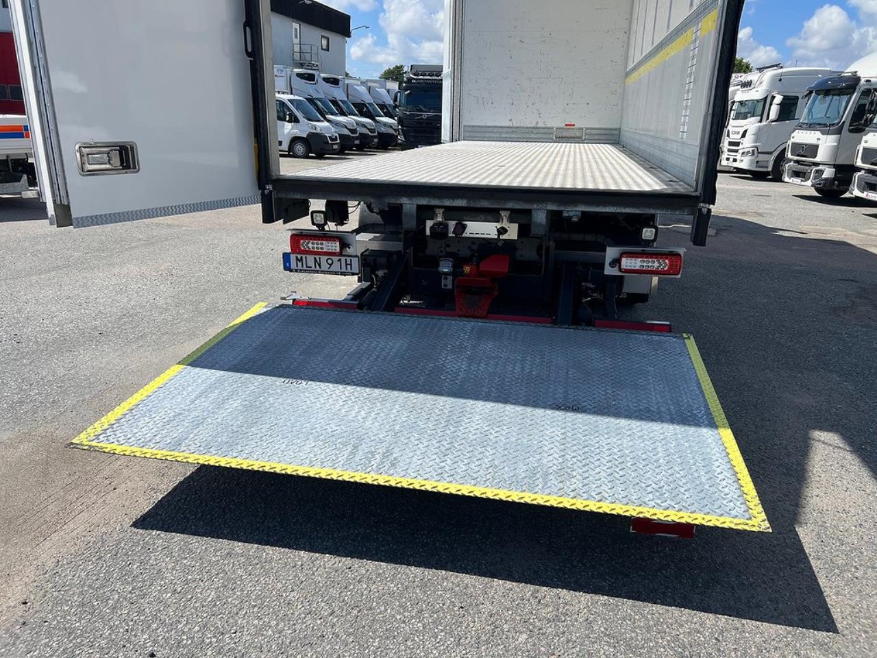 Volvo FH13 500 6x2*4 Skåpbil ÖBS I-Save I-See Skåpsvärmare  2021 - Skåp