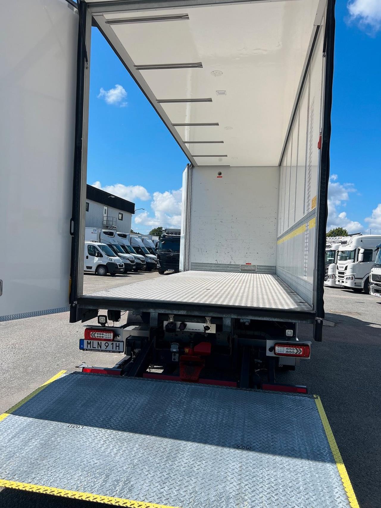 Volvo FH13 500 6x2*4 Skåpbil ÖBS I-Save I-See Skåpsvärmare  2021 - Skåp