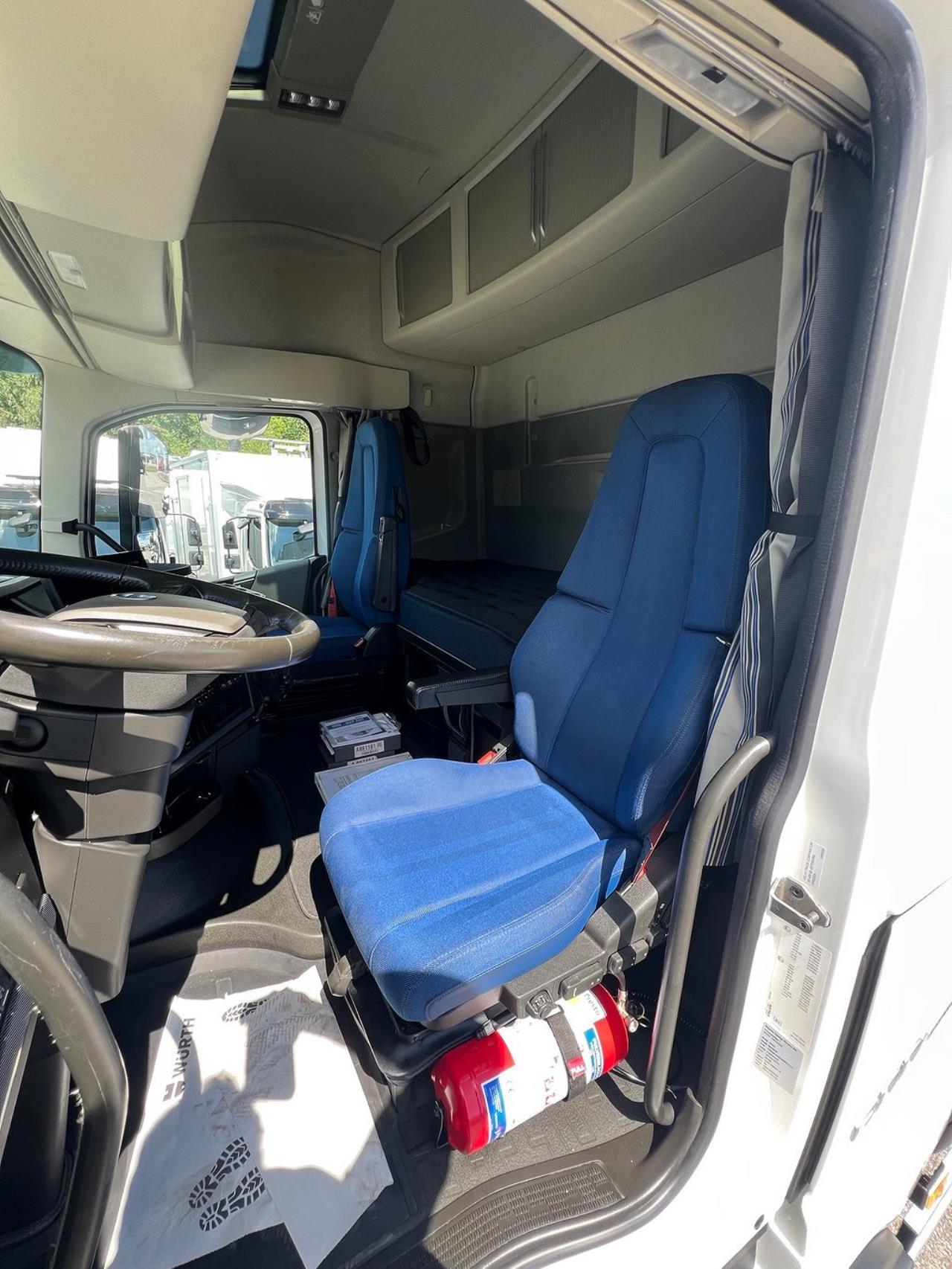 Volvo FH13 500 6x2*4 Skåpbil ÖBS I-Save I-See Skåpsvärmare  2021 - Skåp