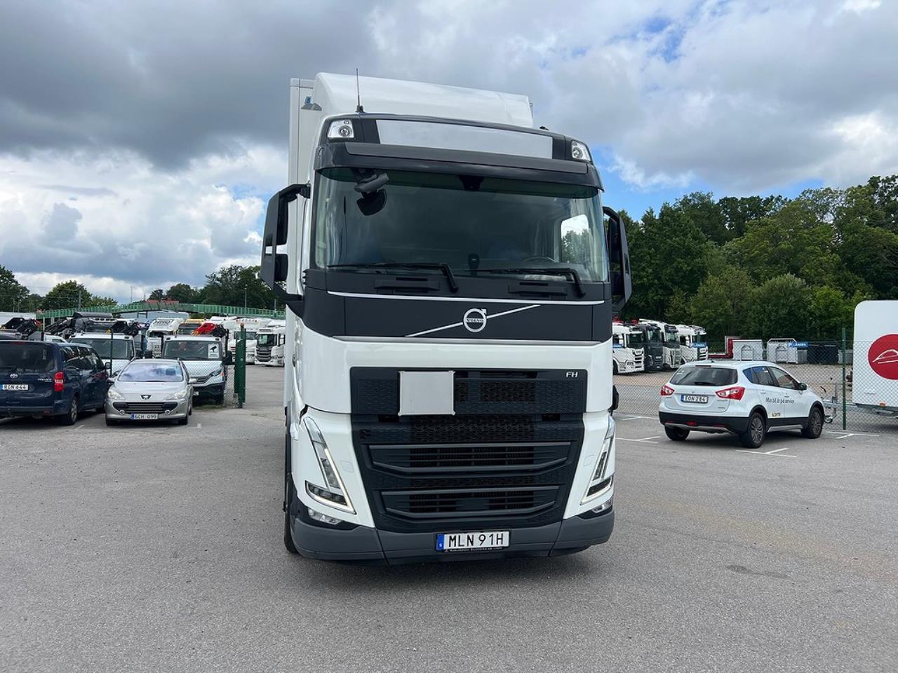 Volvo FH13 500 6x2*4 Skåpbil ÖBS I-Save I-See Skåpsvärmare  2021 - Skåp