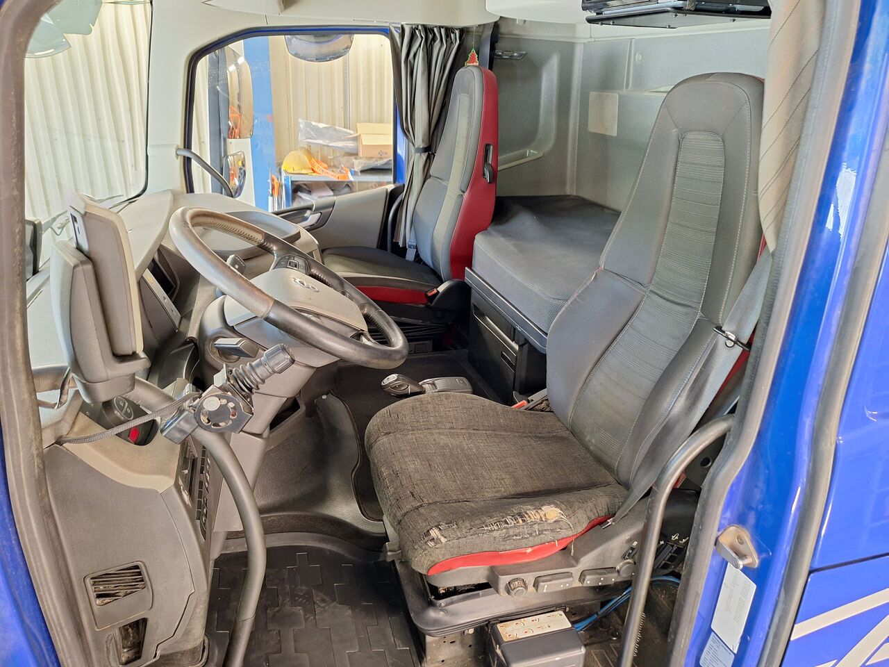 Volvo FH 8x4 Tridemlastväxlare 2015 - Krok/Lastväxlare