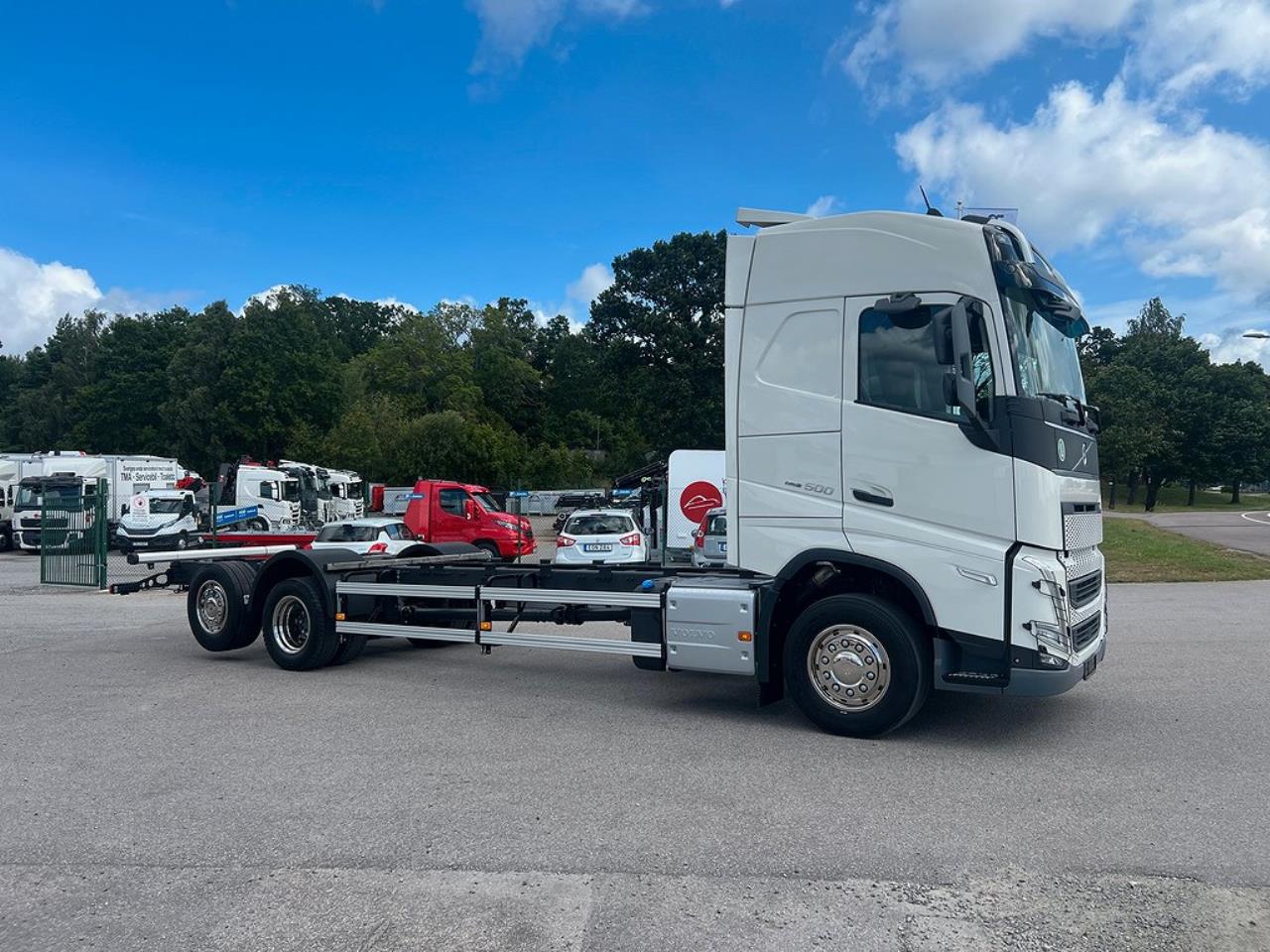 Volvo FH13 500 6x2*4 Skåpbil/Kylbil 23 pallars ?? 2024 - Skåp