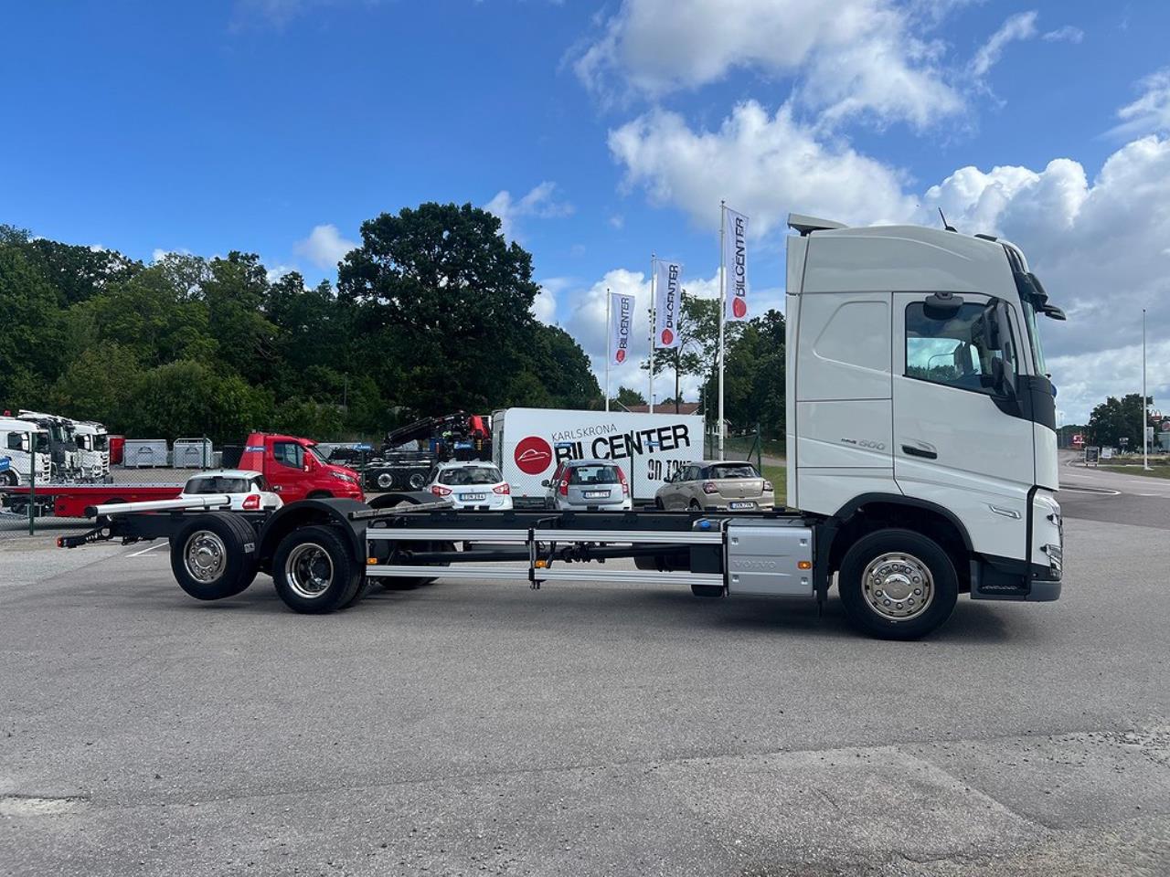 Volvo FH13 500 6x2*4 Skåpbil/Kylbil 23 pallars ?? 2024 - Skåp