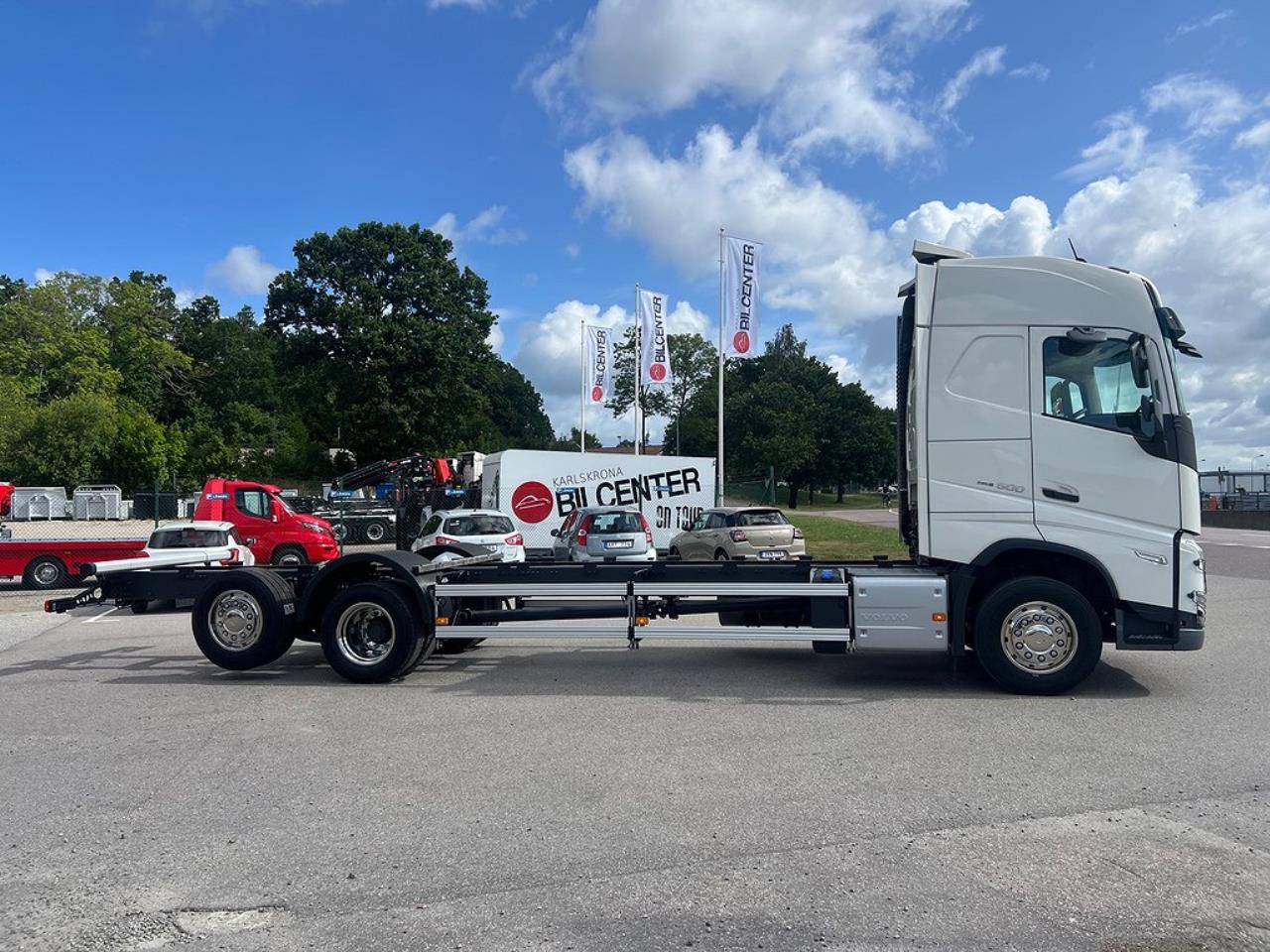 Volvo FH13 500 6x2*4 Skåpbil/Kylbil 23 pallars ?? 2024 - Skåp