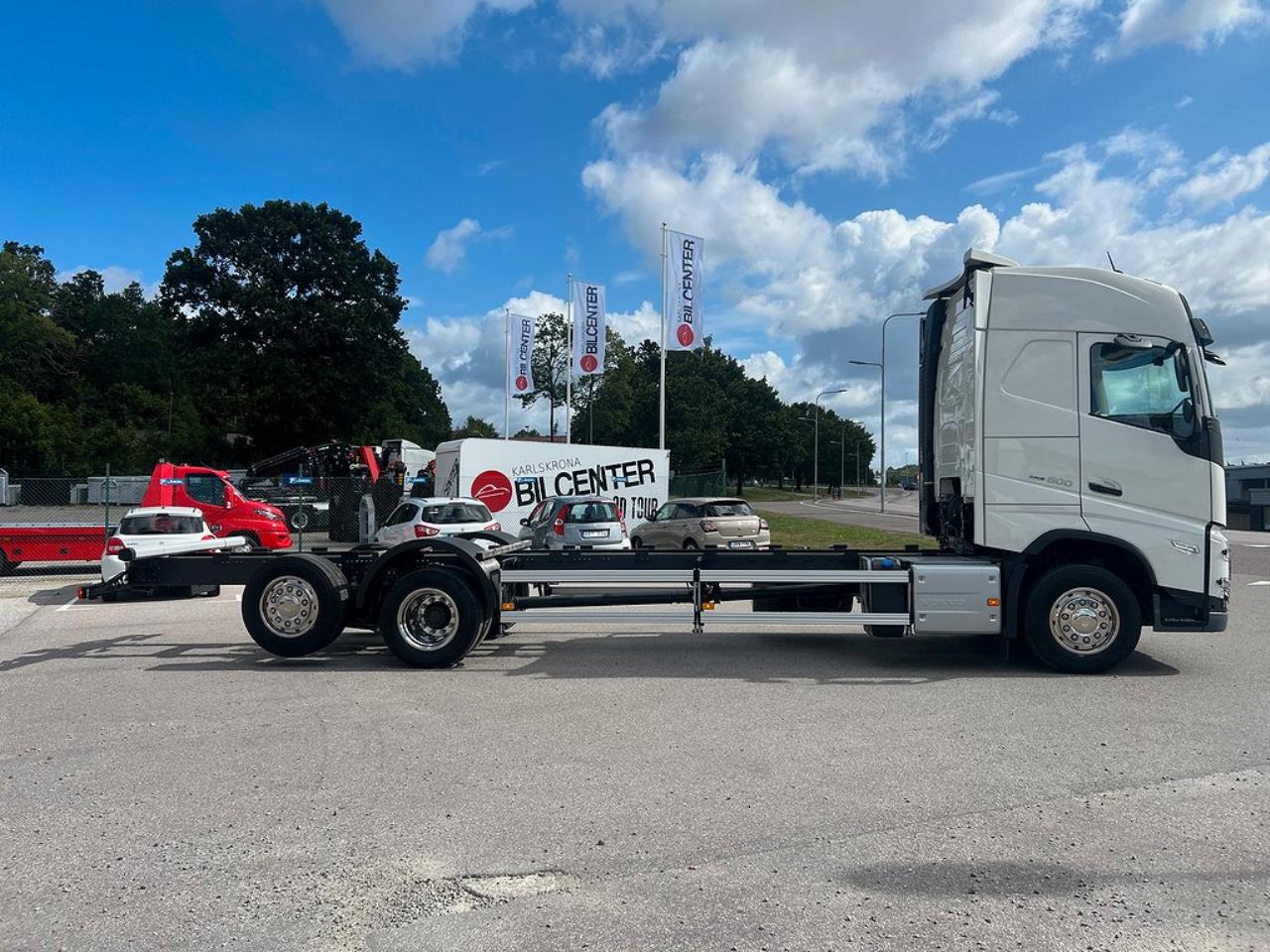 Volvo FH13 500 6x2*4 Skåpbil/Kylbil 23 pallars ?? 2024 - Skåp