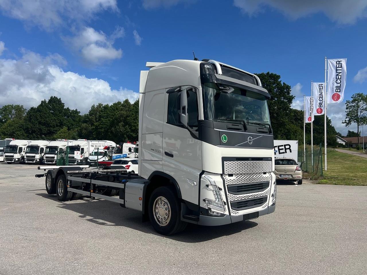 Volvo FH13 500 6x2*4 Skåpbil/Kylbil 23 pallars ?? 2024 - Skåp